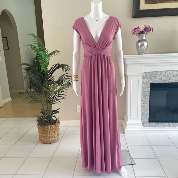 Isla Posh Convertible Infinity Maxi Dress in Pink - Picture 5 of 6